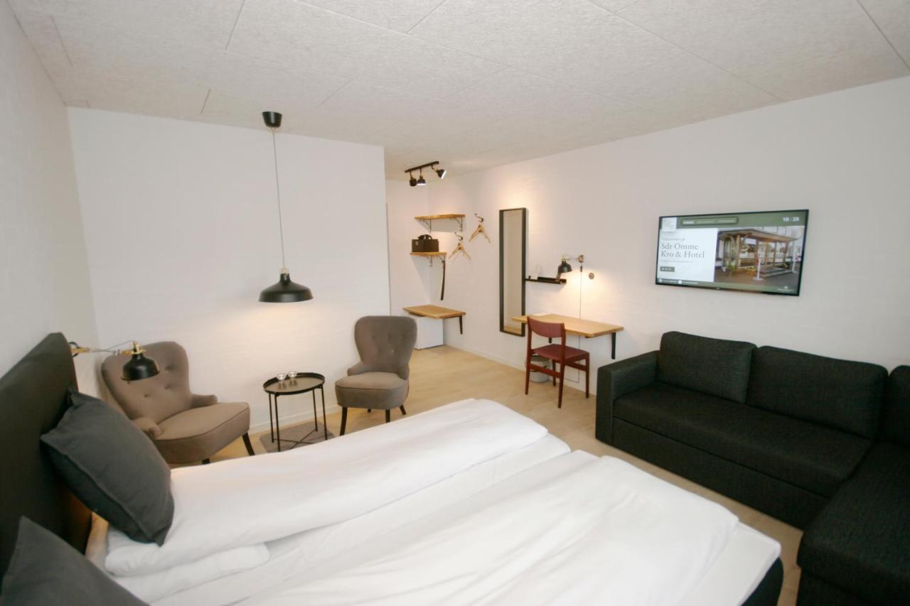 Sdr. Omme Kro&Hotel Bagian luar foto