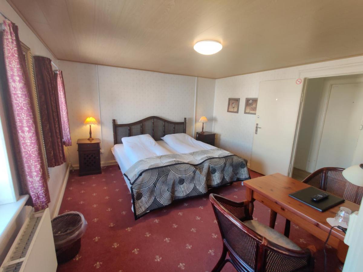 Sdr. Omme Kro&Hotel Bagian luar foto