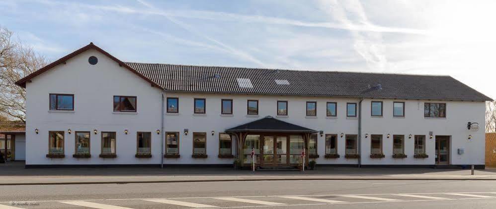 Sdr. Omme Kro&Hotel Bagian luar foto