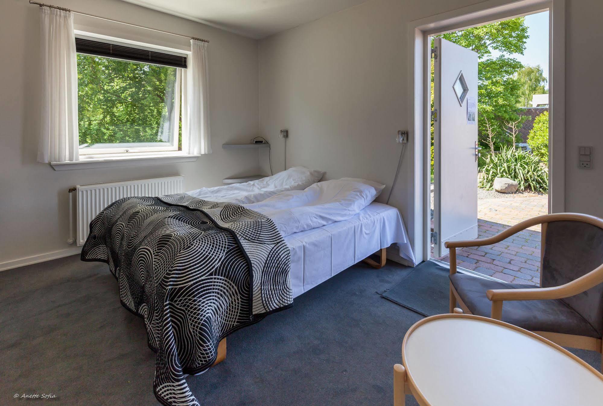 Sdr. Omme Kro&Hotel Bagian luar foto