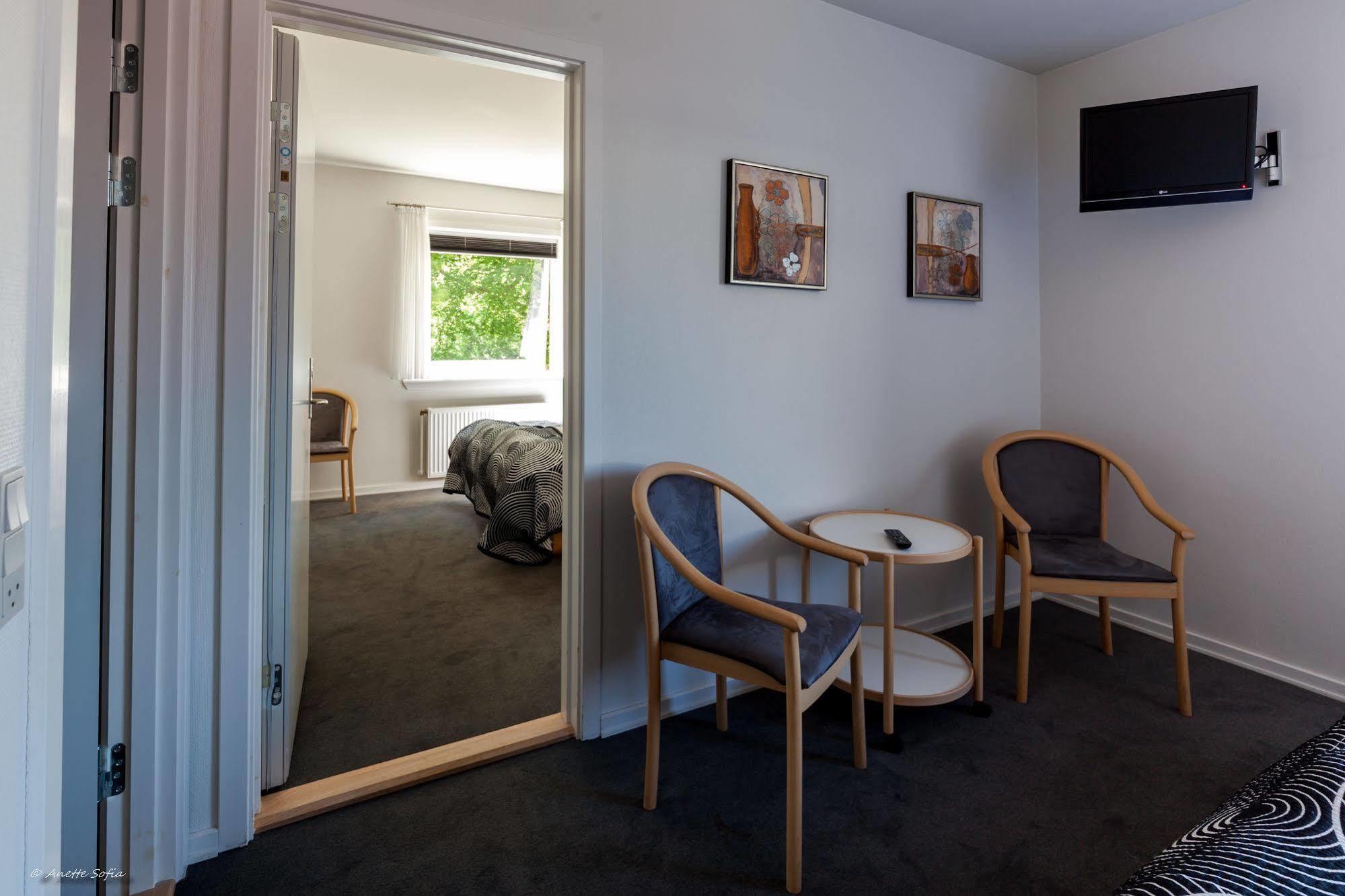 Sdr. Omme Kro&Hotel Bagian luar foto