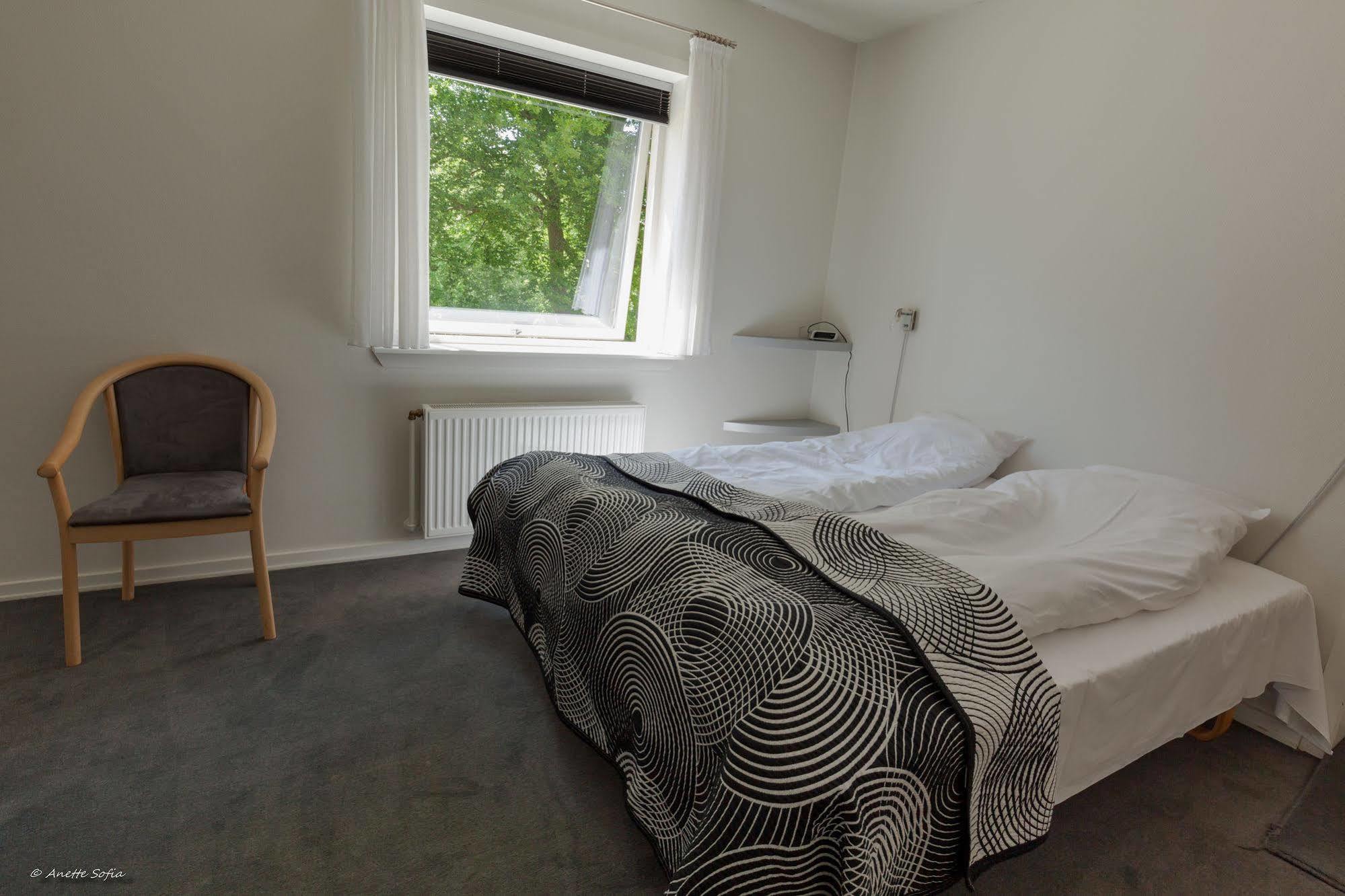 Sdr. Omme Kro&Hotel Bagian luar foto